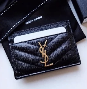 Saint Laurent 黑金卡包定价优势 鱼子酱时尚耐用