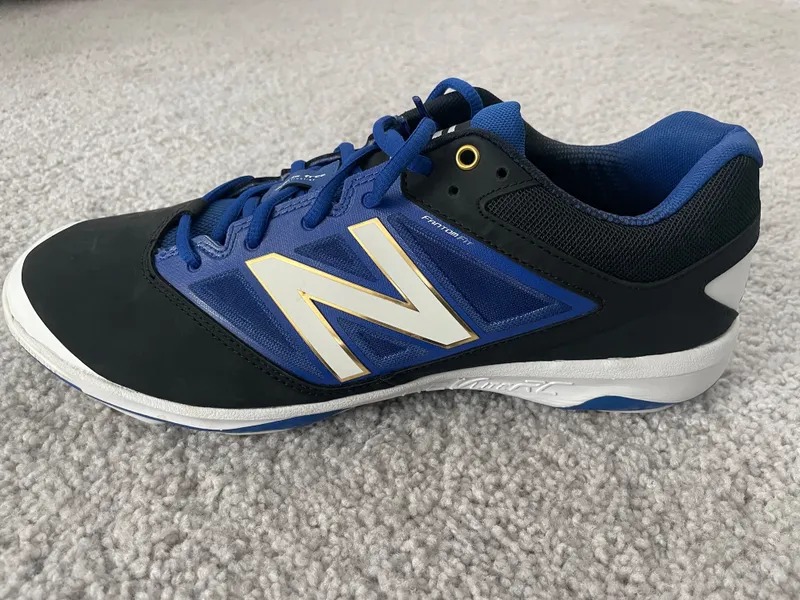 New Balance运动鞋。网图