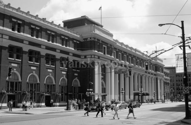 190806205350_Waterfront_Station_01.jpg